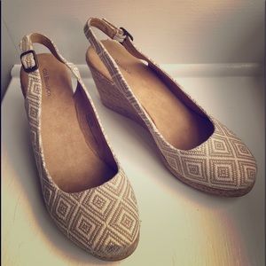 G.H. Bass &Co. Khaki Espadrille Slingback